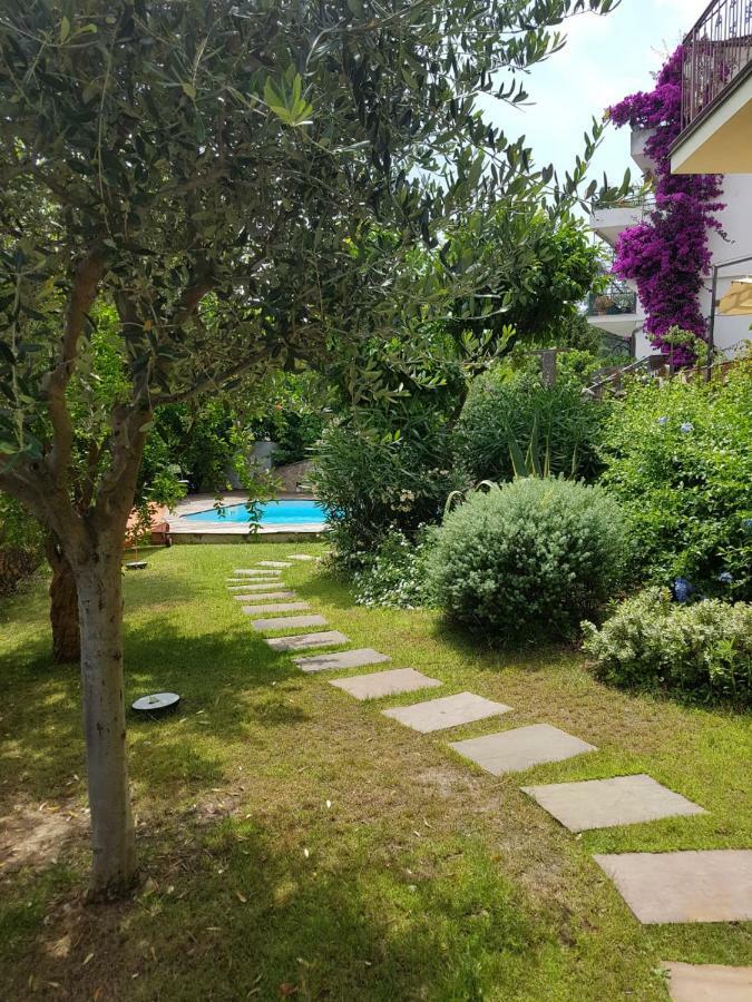 Villa Pineland Borghetto Santo Spirito Bagian luar foto