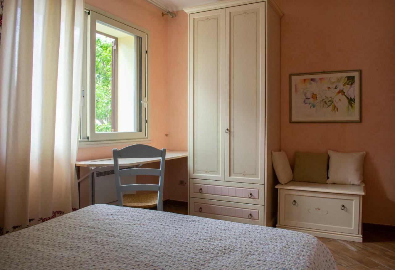 Villa Pineland Borghetto Santo Spirito Bagian luar foto