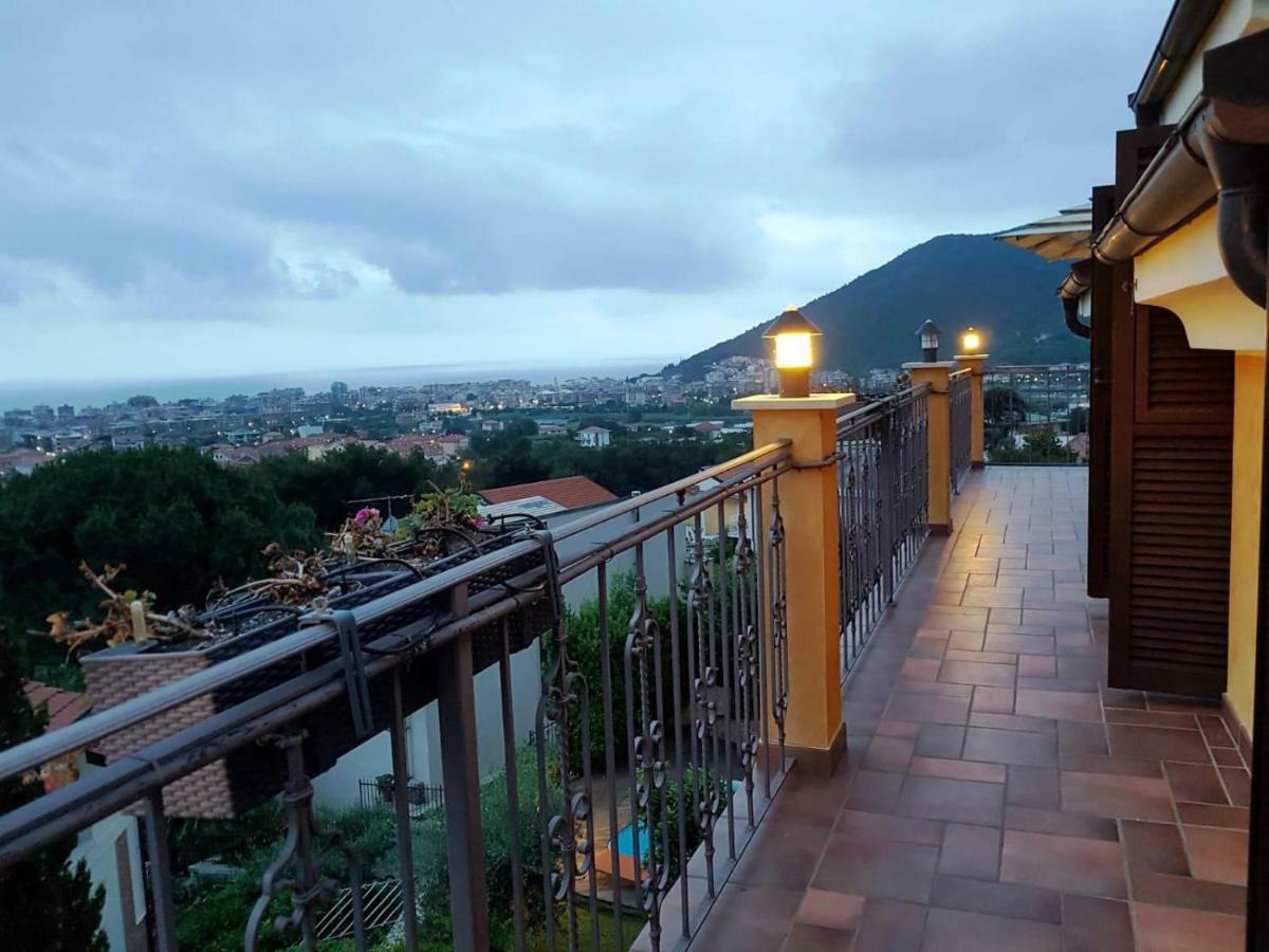 Villa Pineland Borghetto Santo Spirito Bagian luar foto