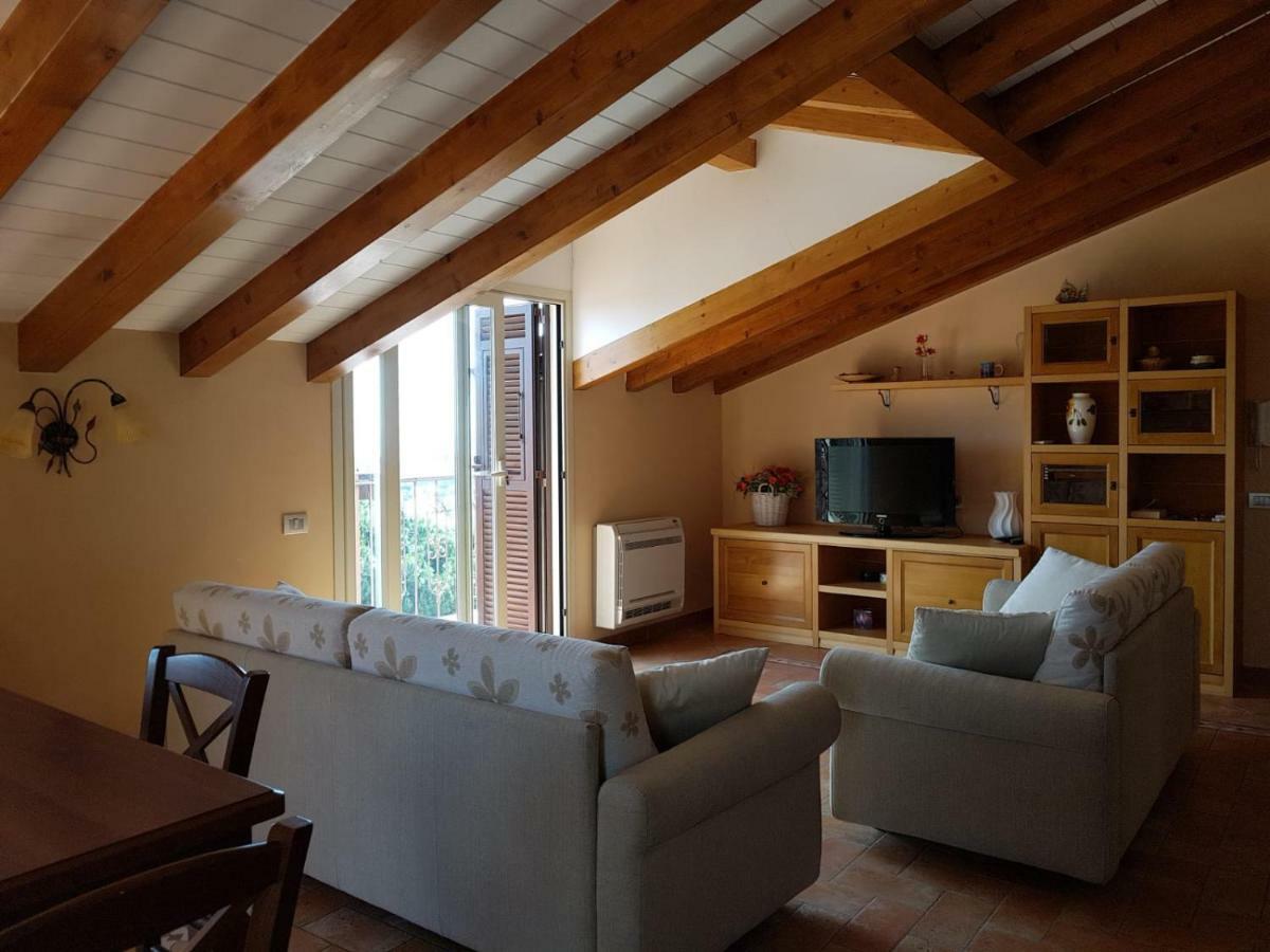 Villa Pineland Borghetto Santo Spirito Bagian luar foto