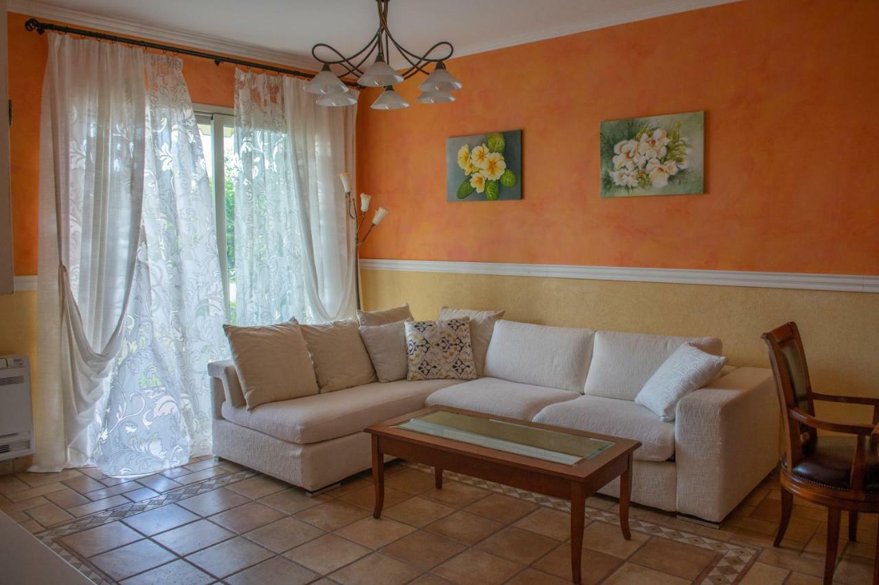 Villa Pineland Borghetto Santo Spirito Bagian luar foto
